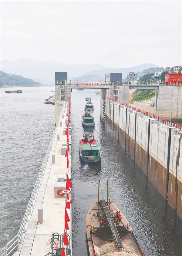 鋁蜂窩板舊房改造，打造精美的小家